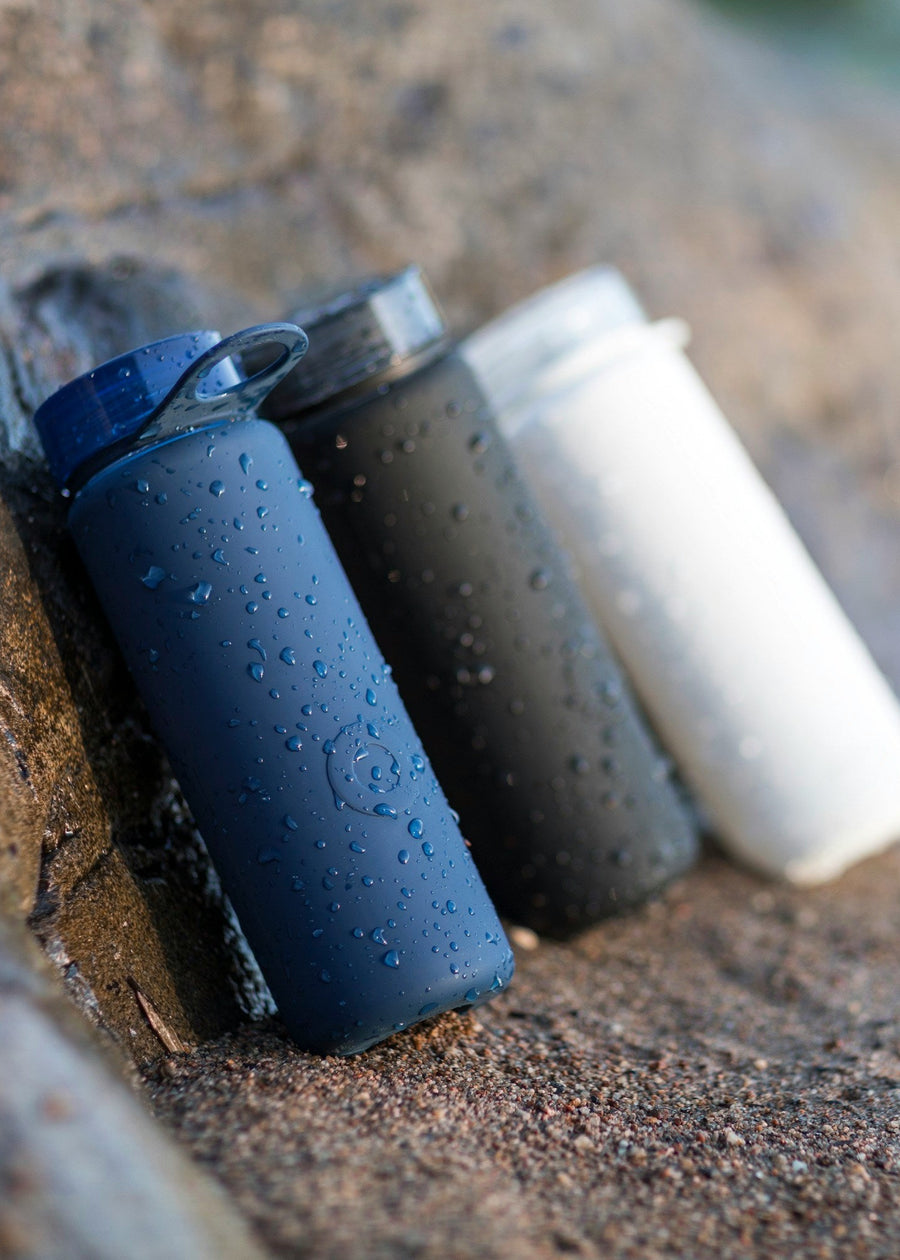 Thermoplastic elastomers that are easy to color and have a soft touch